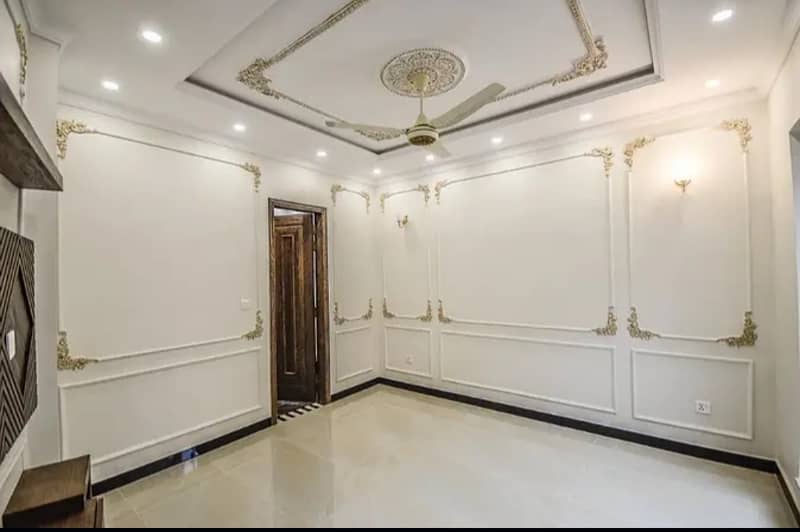 10 Marla House For Sale In Paragon City Lahore 2