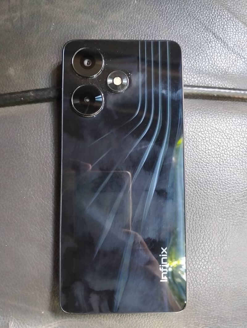 infinix hot 30 8+8/128 condition 10/10 3