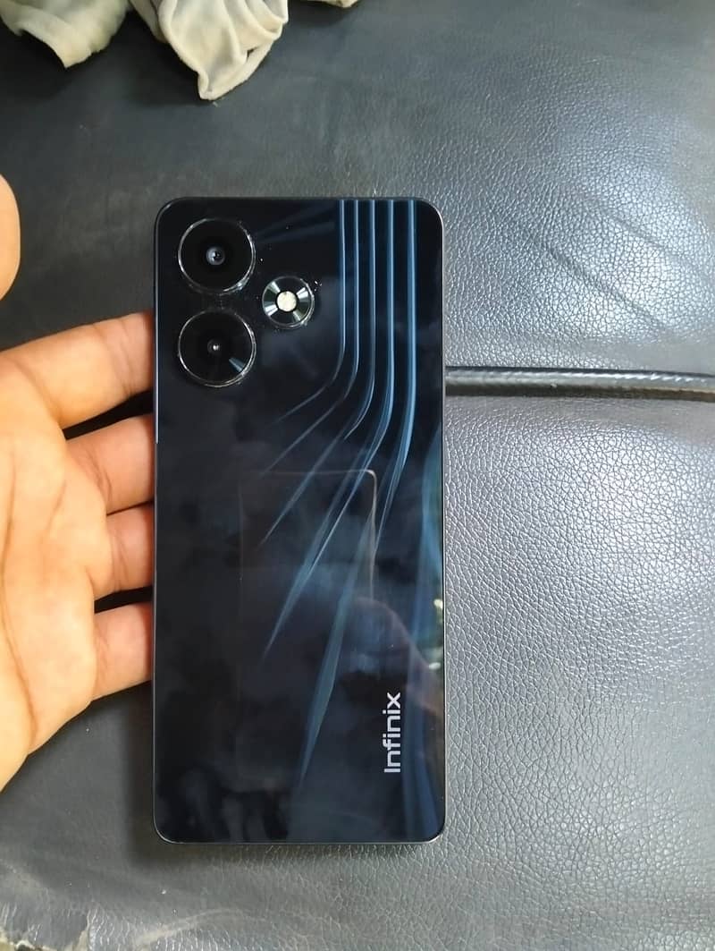 infinix hot 30 8+8/128 condition 10/10 6