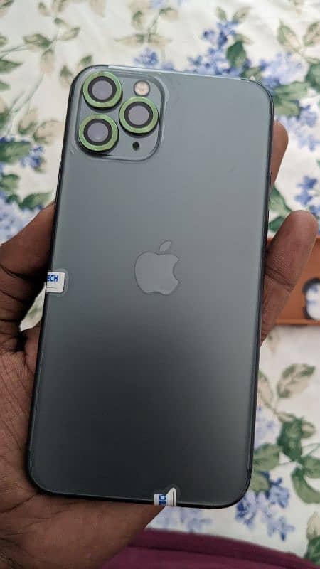 For sale: iPhone 11 Pro, 256 GB, Factory Unlocked non PTA 1