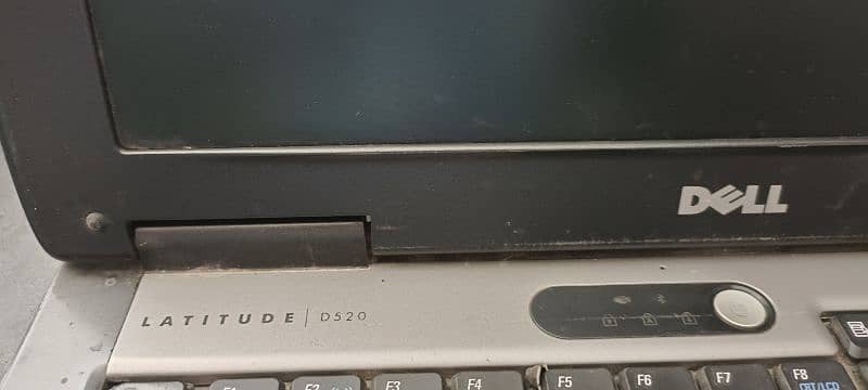 Dell latitude D520 2