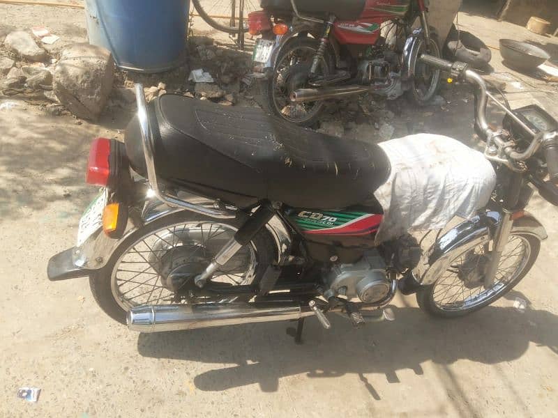 Honda cd 70 17 model lush condition 2