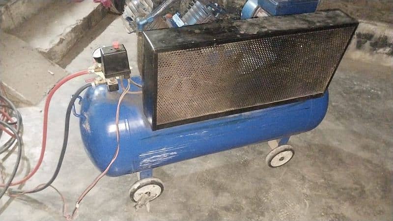 air compressor for sale urgent 7