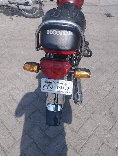 Honda CD70 1