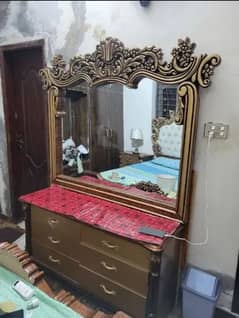 king bed set with dressing table without matters