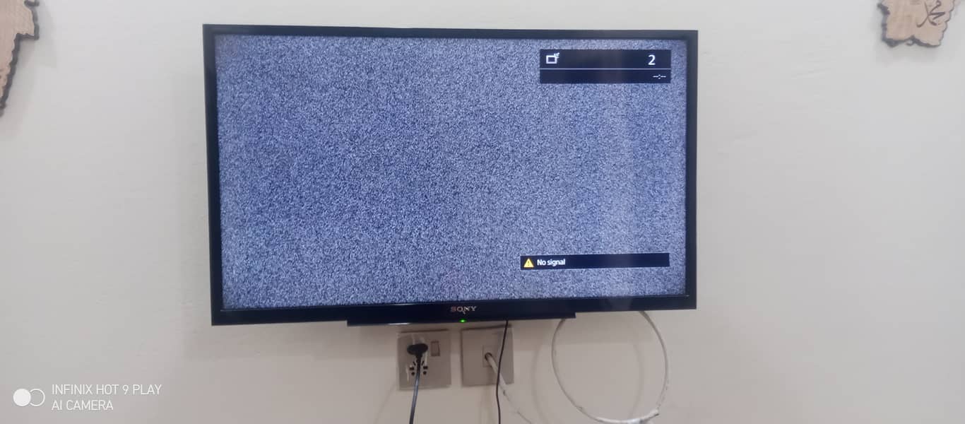 urgent sale Sony LED original 32 inch 2