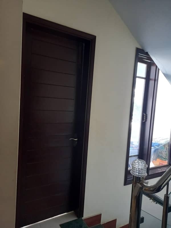 Almost New House 100 SQ Yards With Basement Available For Sale In Dha Phase 8 3