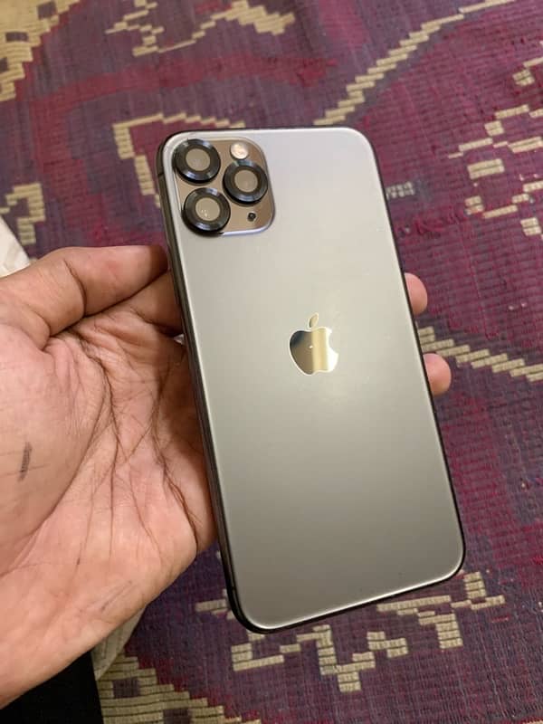 iPhone 11 Pro 0