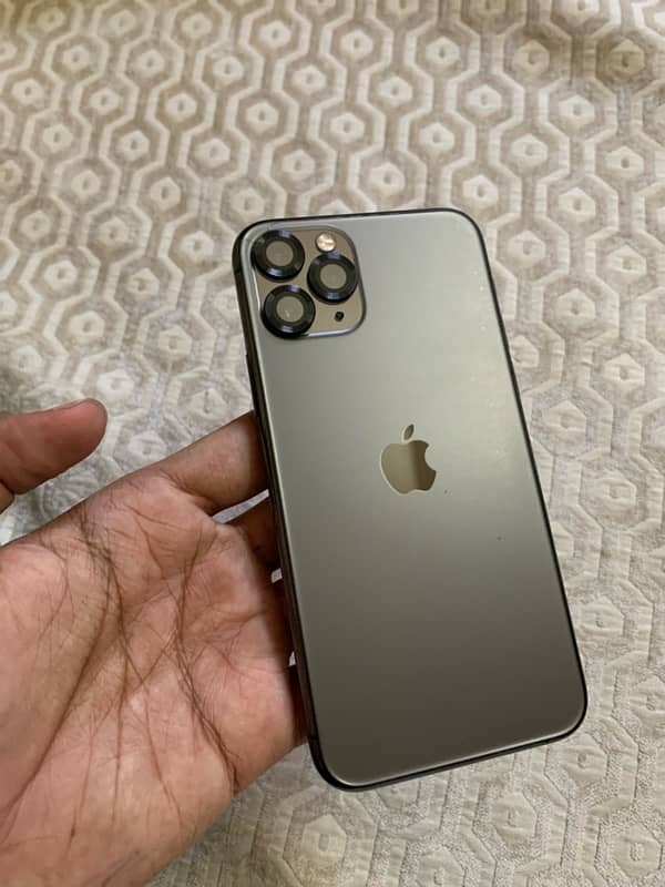 iPhone 11 Pro 2