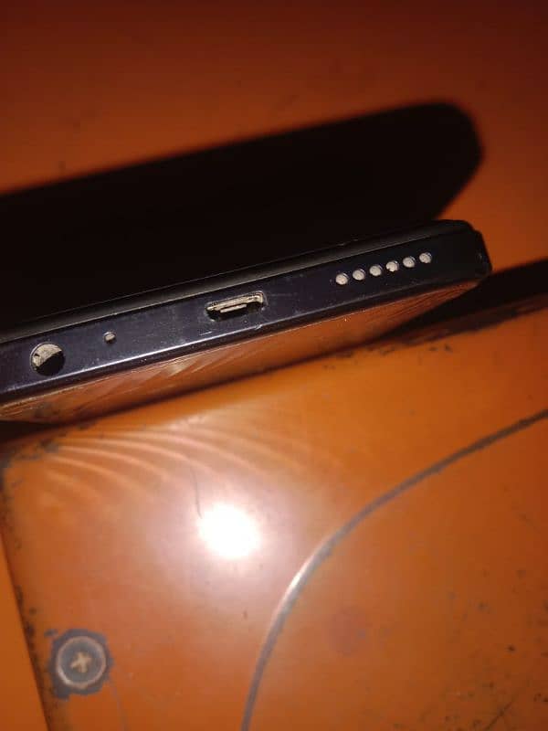 Infinix smart 7  4 64 2