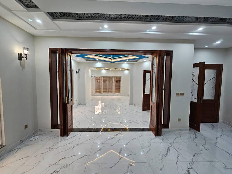 One Kanal House For Rent in Overseas-A Block Bahria Town Lahore 9