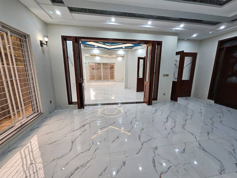 One Kanal House For Rent in Overseas-A Block Bahria Town Lahore 10