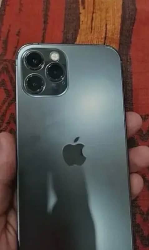 iPhone 12 pro (factory unlock) 4