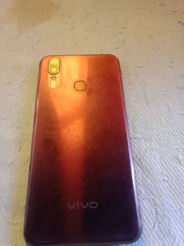 Vivo Y11 1