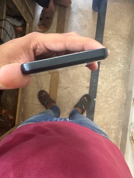 inifinix smart 8 bilkul lush condition 4