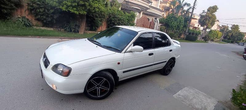 Suzuki Baleno 2002 9