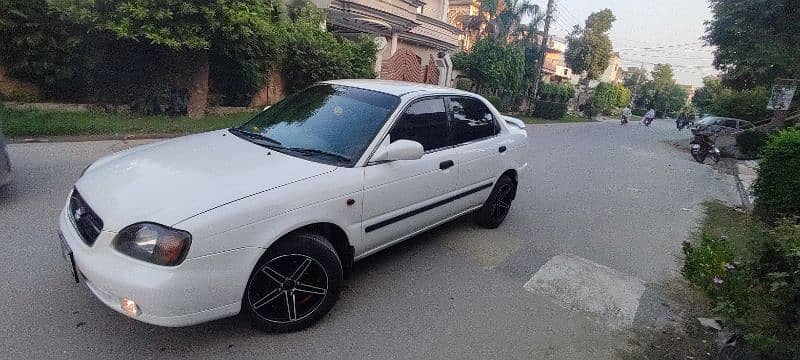 Suzuki Baleno 2002 10