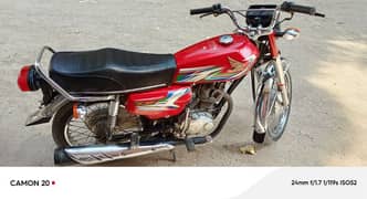 Honda 125 seating capacity 2