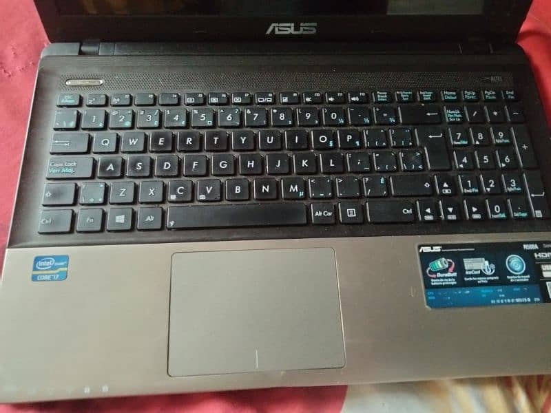 Asus Laptop 1