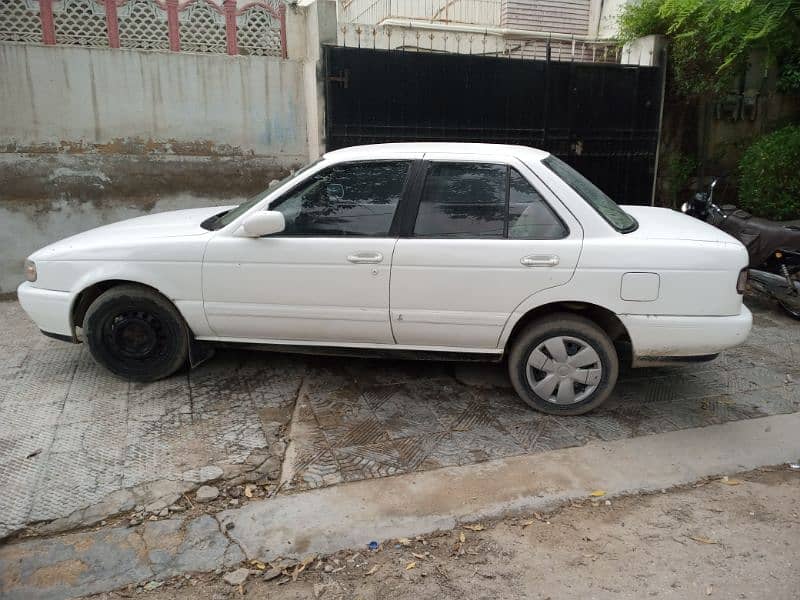 Nissan Sunny 1992 4