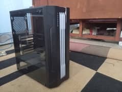 RGB gaming pc case thunder almost new need urgent money 0