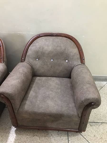 sofa set 5 seater in good condition for sale 2