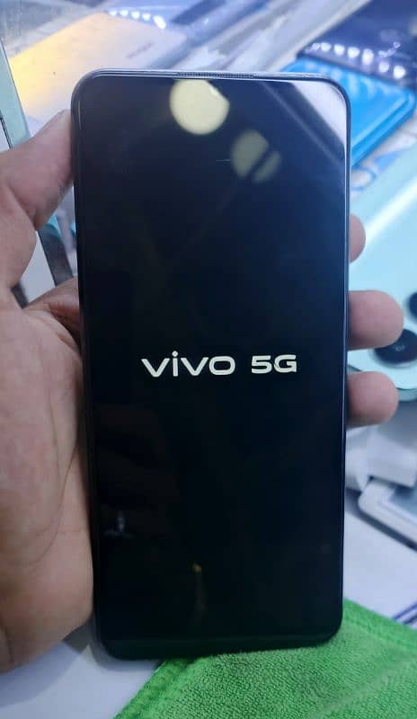 vivo y72, Non PTA, 10 by 10 condition, storage 8/128, colour shining 1