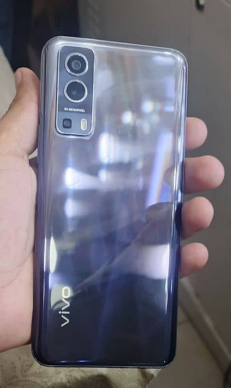 vivo y72, Non PTA, 10 by 10 condition, storage 8/128, colour shining 4