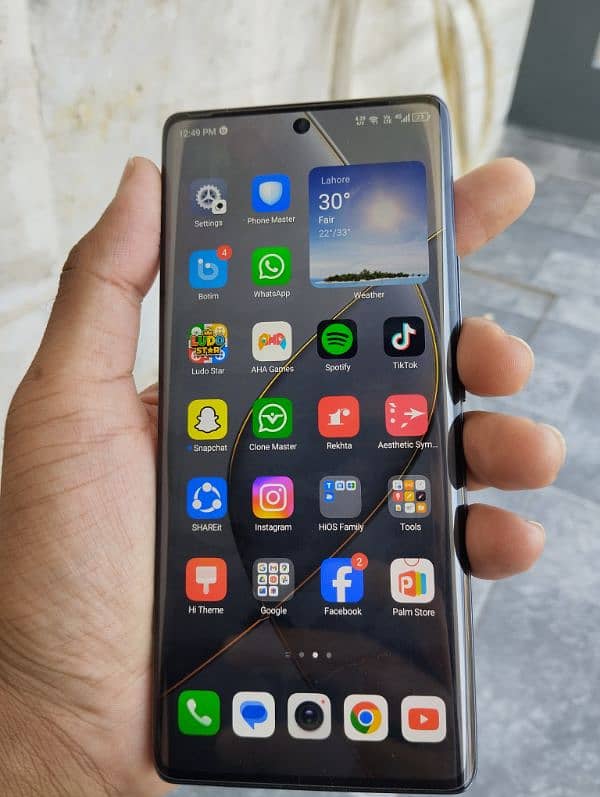 Tecno spark 20 pro plus 0