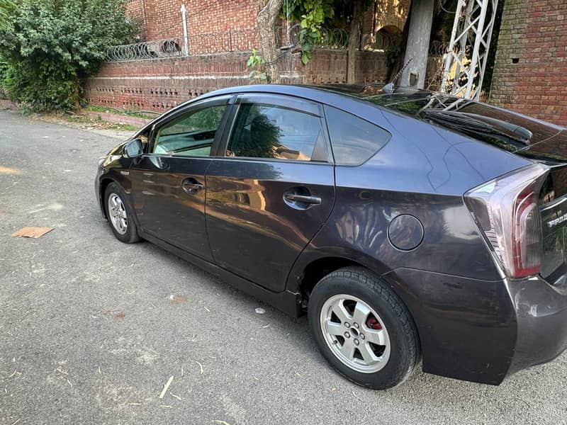 Toyota Prius 2011 10