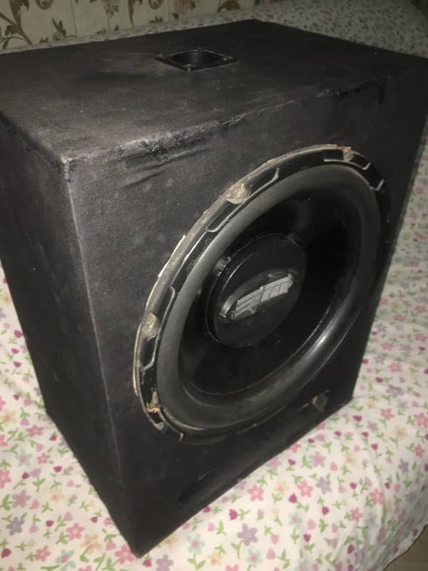 woofer for amplifier with heavy bass ready to plug in 8