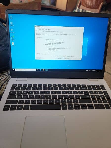 DELL INSPIRON 3501 CORE I5 11th gen 0