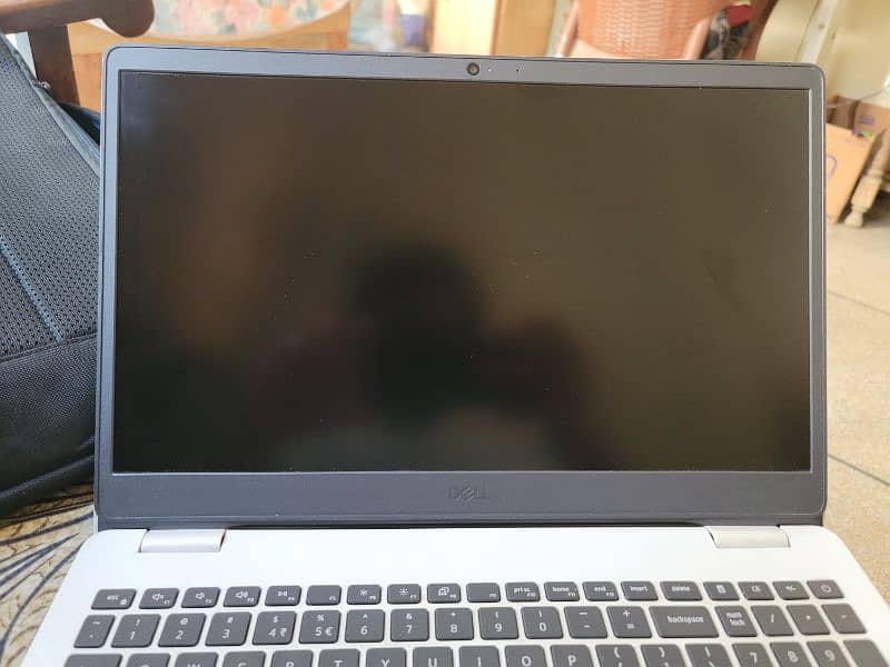 DELL INSPIRON 3501 CORE I5 11th gen 5