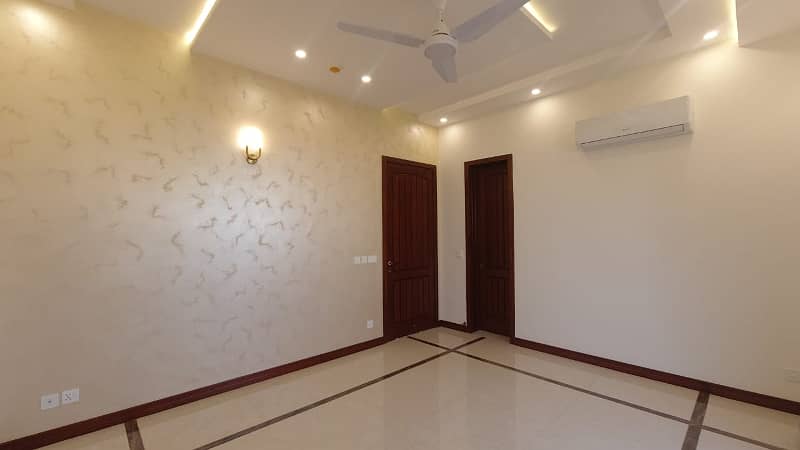 1 Kanal House For Rent Non Furnished in Phase 6 DHA Lahore Prime Location 7