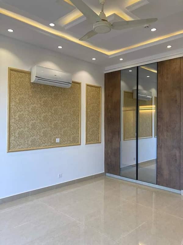 1 kanal upper portion Is Available For Rent In DHA Phase 6 Lahore At Super Hot Location. 9