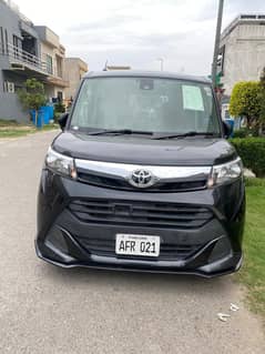 Toyota TANK Colour black Model 2018