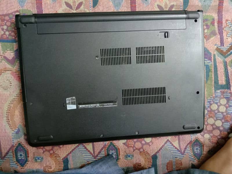 Shabaz shairf laptop 2017 core i3 2370M processor (2.4Ghz,3mb L3 cache 3