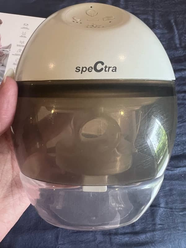 Spectra Electrical Wearable Breast pump 2