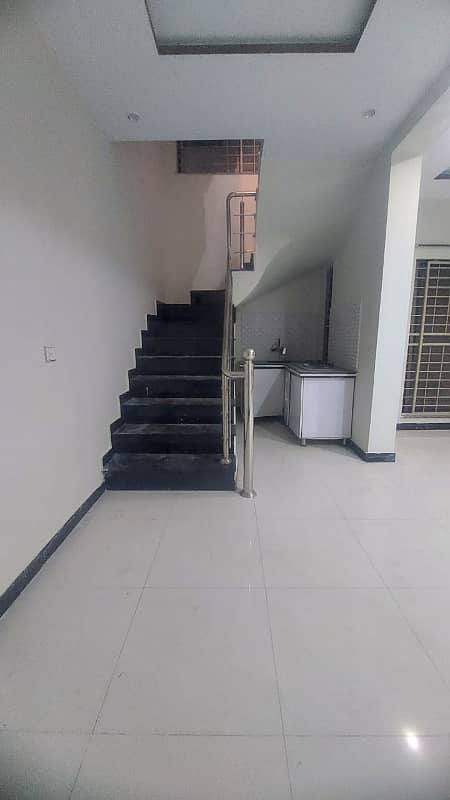 10 Marla House For Rent with Basement in State Life Society Near Commercial Facilities 12