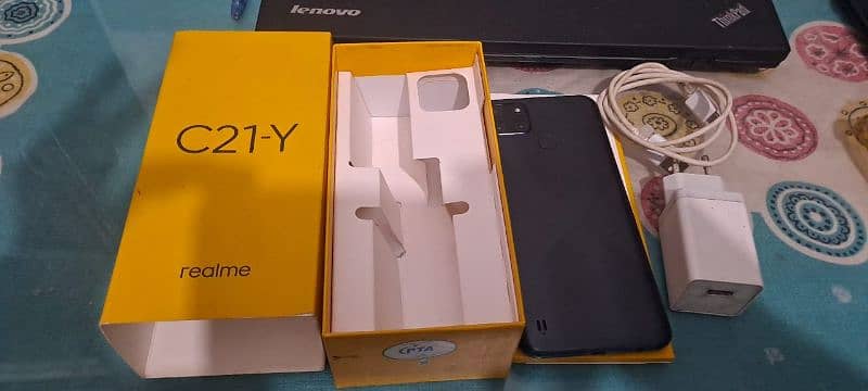 Realme C21Y 0