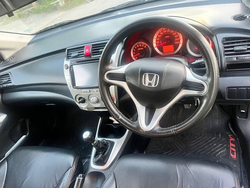 Honda City IVTEC 2011 13