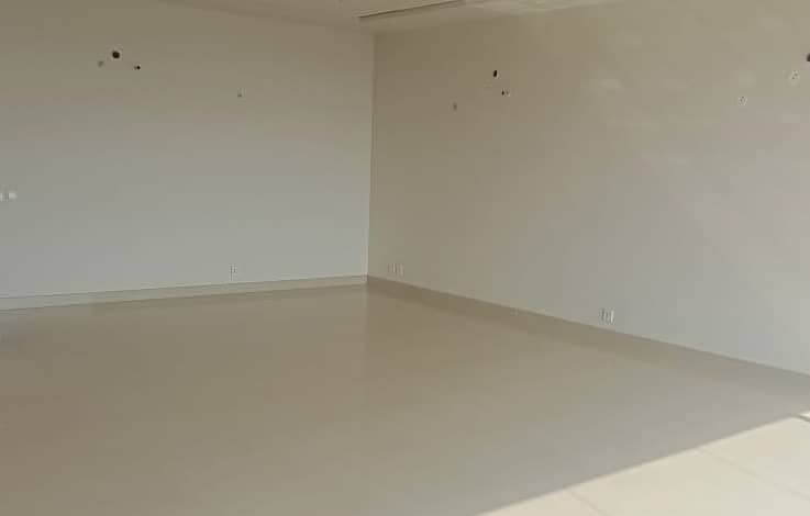 4 Marla 3rd commercial floor very near to DHA complex availble for rent 2