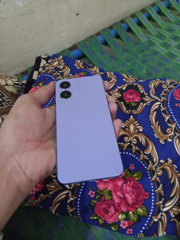 vivo y17s 6/128 condition  10/10 no open no repair. . . 5