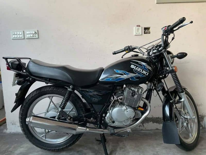 suzuki Gs150se lush condition 3