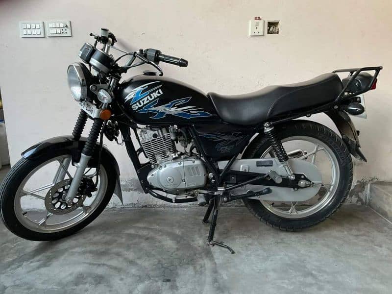 suzuki Gs150se lush condition 4