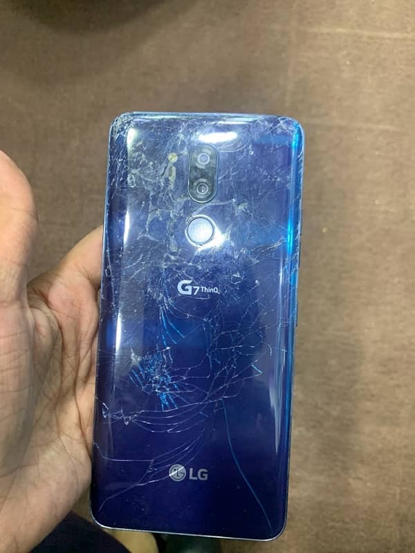 LG G7 think 0