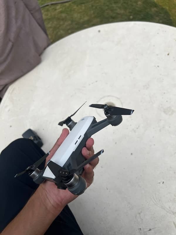 Dji Spark \ Drone \ Camera drone \ dji battery \ Dji \ Spark 1