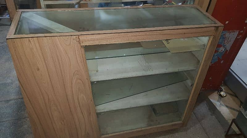 condition 10/9 imported wooden made counter 1