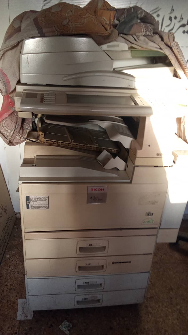 Dead Photo Copy Machine - MP-4500-3500 1