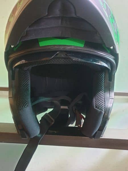 vector helmet 1 week used 4